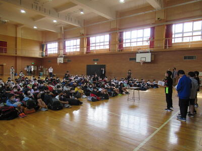 修学旅行出発式