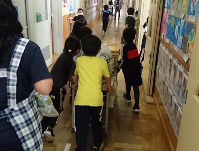 給食の後片付け③